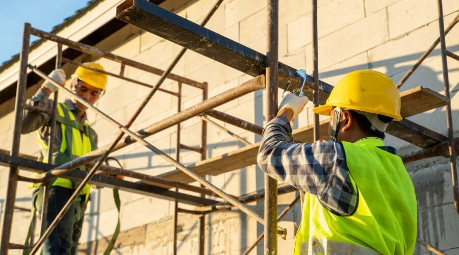 Gutter Repair and Sealing in Valencia, CA